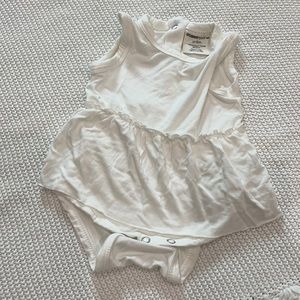 Spearmint Love baby girl Sleeveless Skirted Bodysuit in white